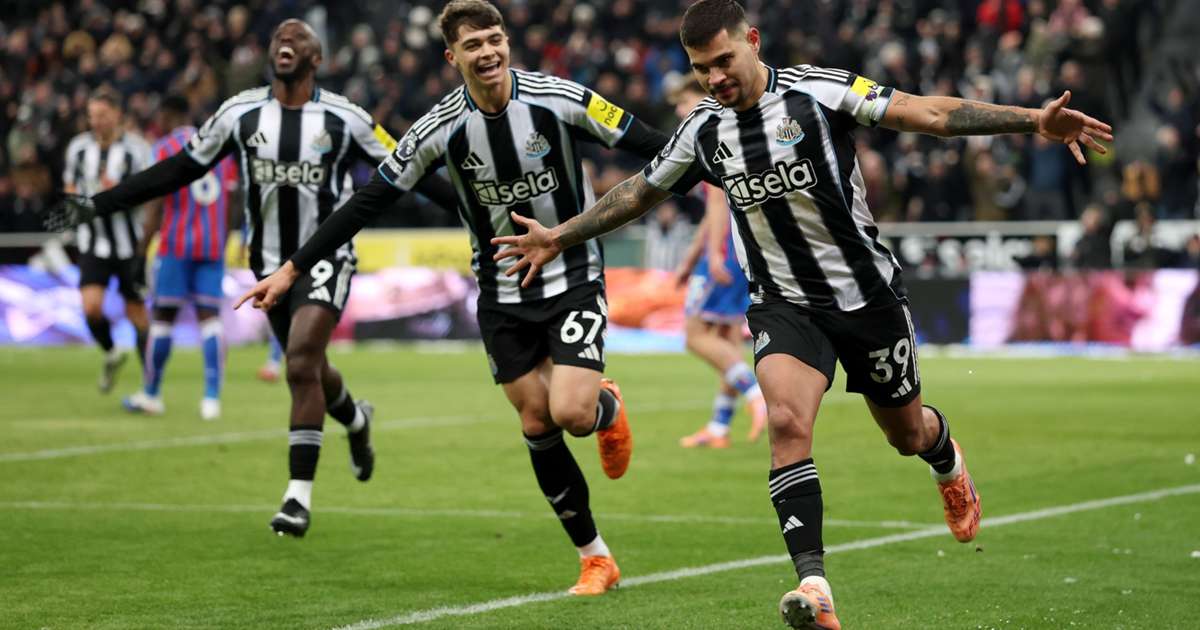 Guimaraes Leads Newcastle Into the New Year With Gritty Palace Win